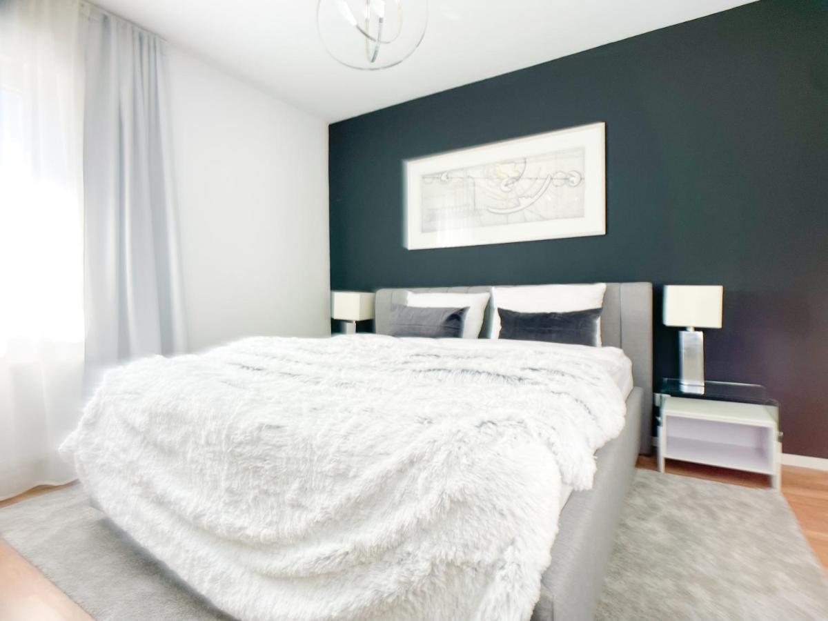 M-Style 02 Apartment Mit Balkon 24H Self-Check-In, Free Parking, Netflix نورنبيرغ المظهر الخارجي الصورة