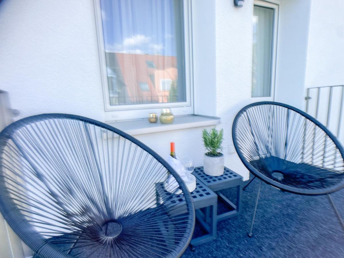 M-Style 02 Apartment Mit Balkon 24H Self-Check-In, Free Parking, Netflix نورنبيرغ المظهر الخارجي الصورة